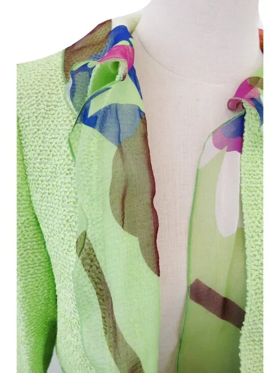 CHANEL Vintage 2000 Spring Lime Green Print Chiffon Trim Skirt Jacket Set 38 40 - Picture 4 of 16